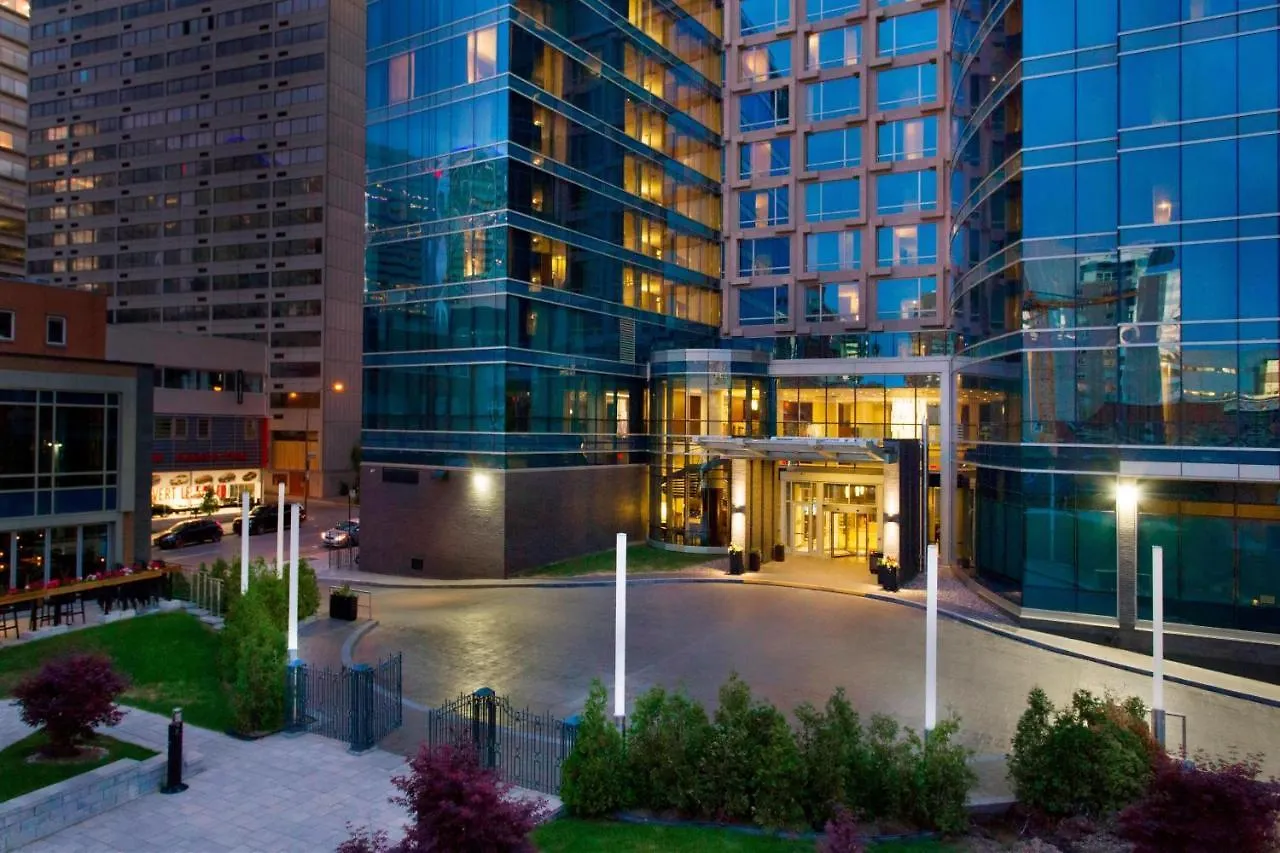 Courtyard Par Marriott Montreal Centre-Ville Hotel
