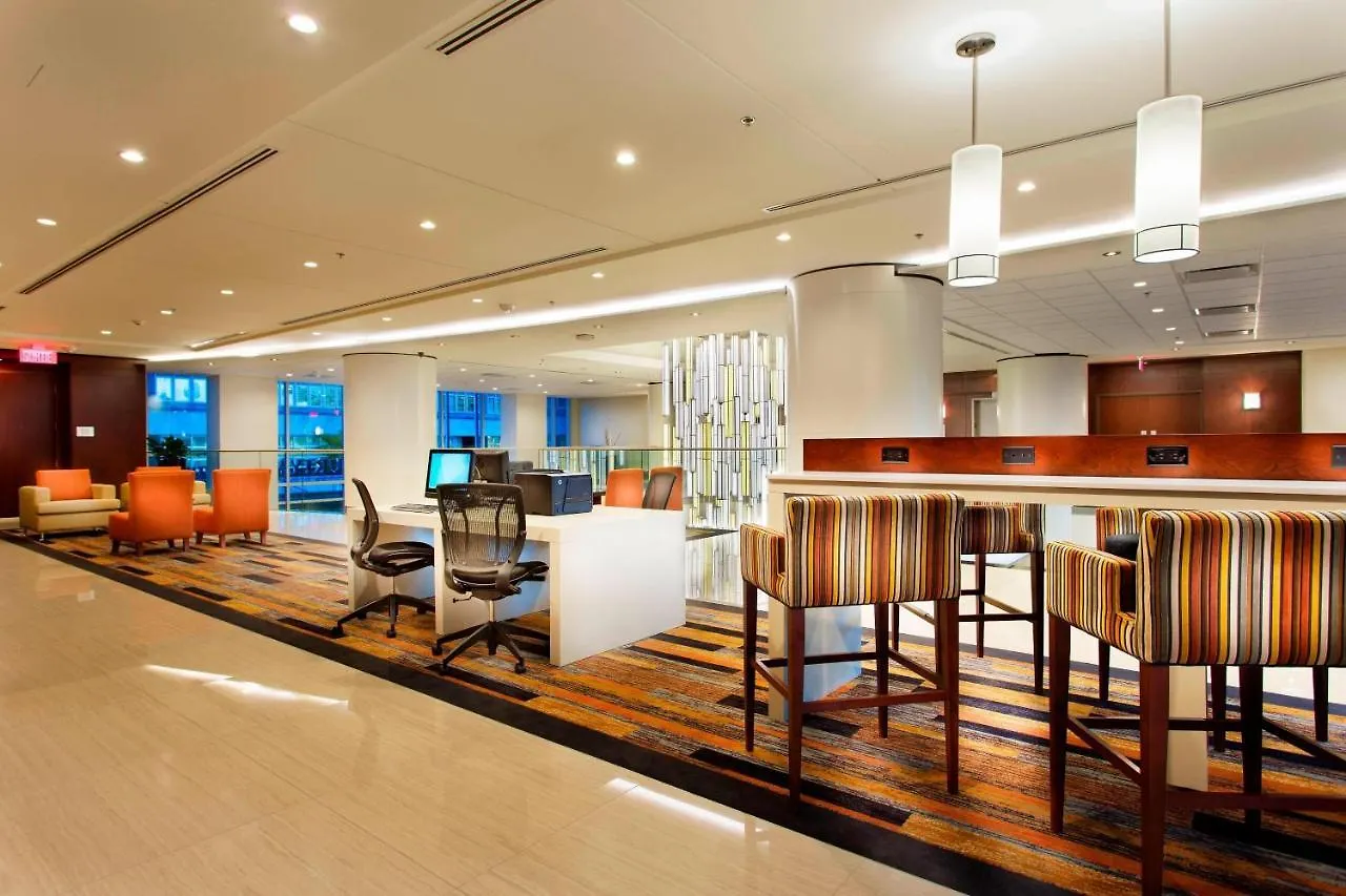 **** Hotel Courtyard Par Marriott Montreal Centre-Ville Canada