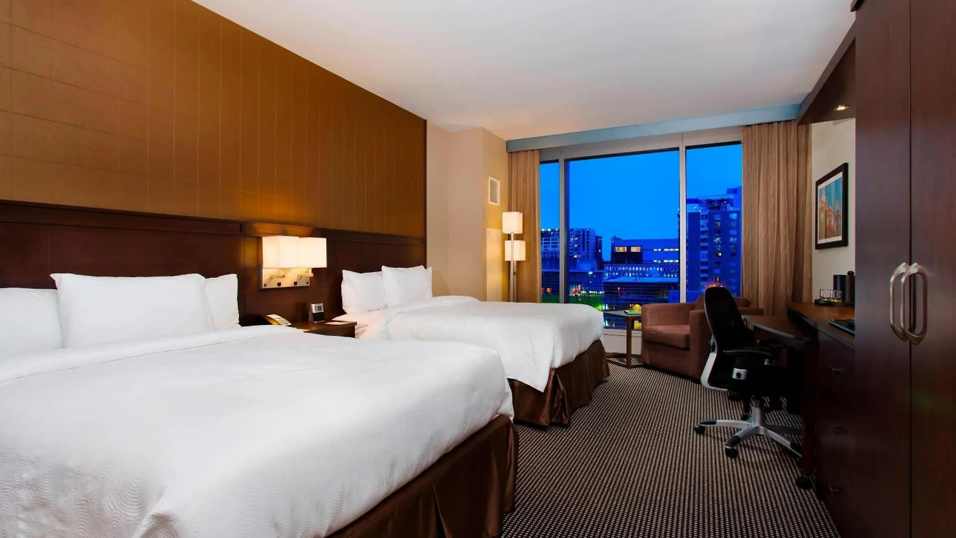 Hotel Courtyard Par Marriott Montreal Centre-Ville