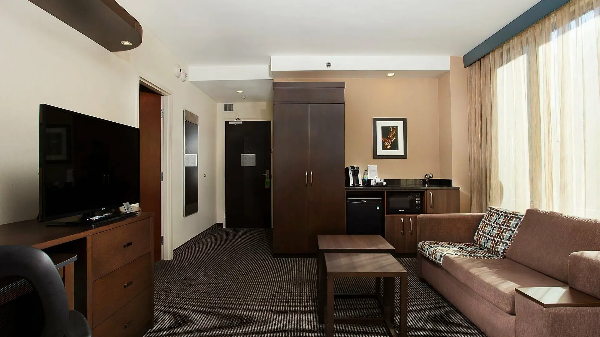 Courtyard Par Marriott Montreal Centre-Ville