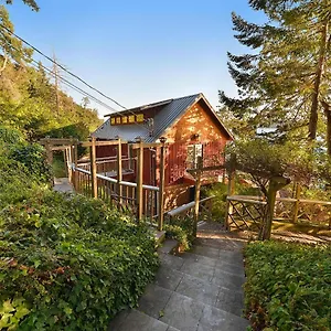 Salishan Chief Holiday home Cowichan Bay